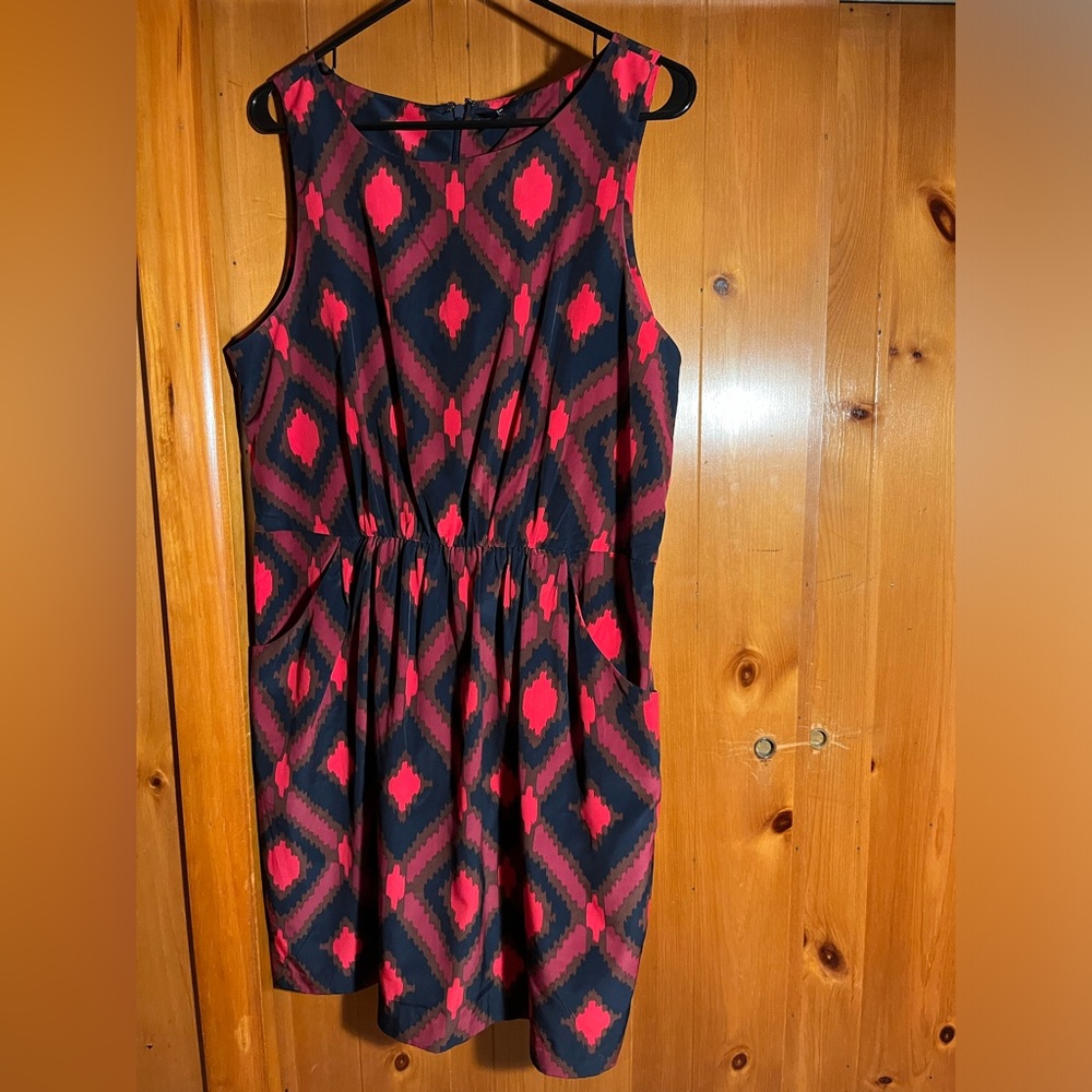 Sleeveless Gap Patterned Dress - Size 14 Worn Once